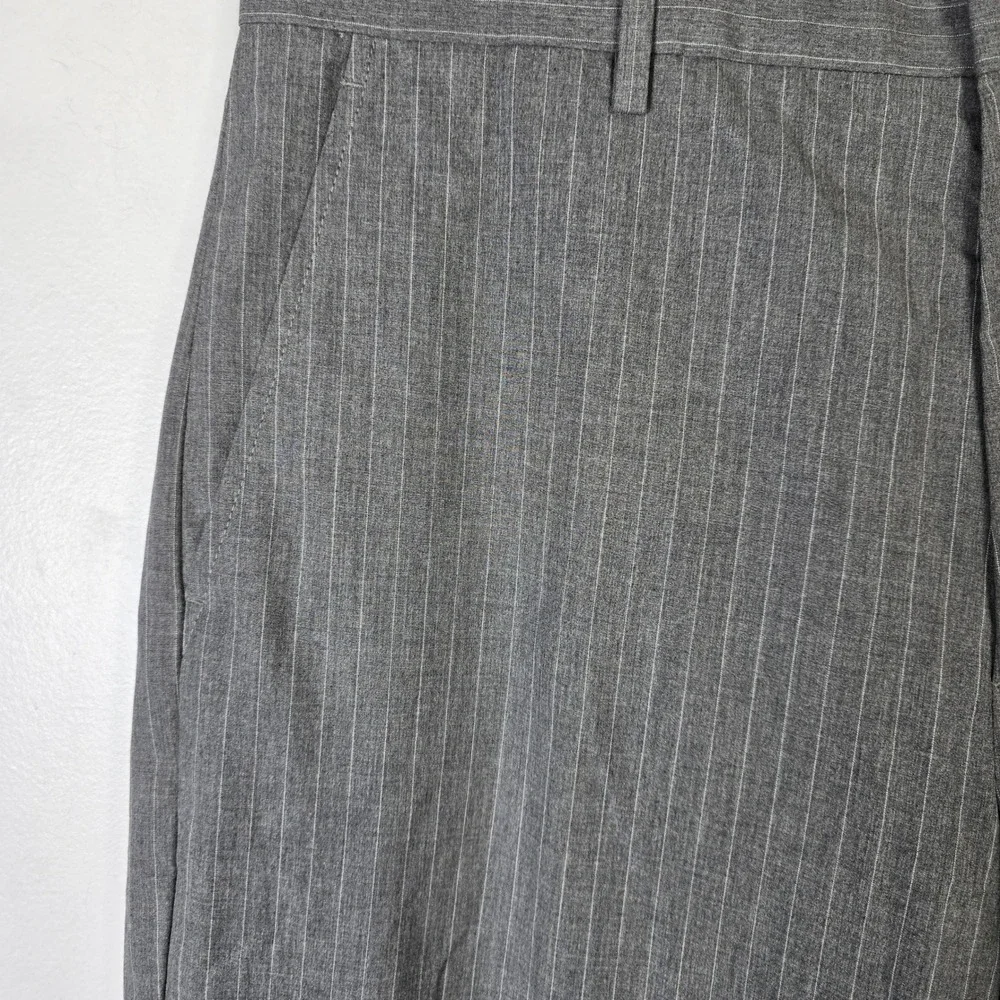 Banana Republic Modern Fit Mens Gray Pinstripe Dress Pants Size 33x30‎ Cotton